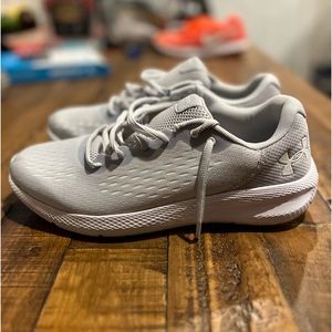 Women’s Under Armour Charged | Grey / White | Size 10
